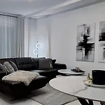 Neu Bella, Eigener Garten, Stylisch, Elegant, Hundefreundlich Apartment